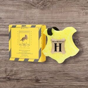 Limited Edition Hufflepuff™ Helga's Loyalty Buffer Harry Potter!